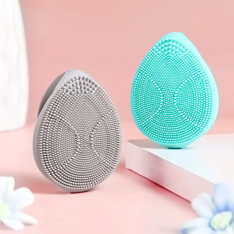 MFC1 Facial Brush with Ultra Hygienic Soft Silicone